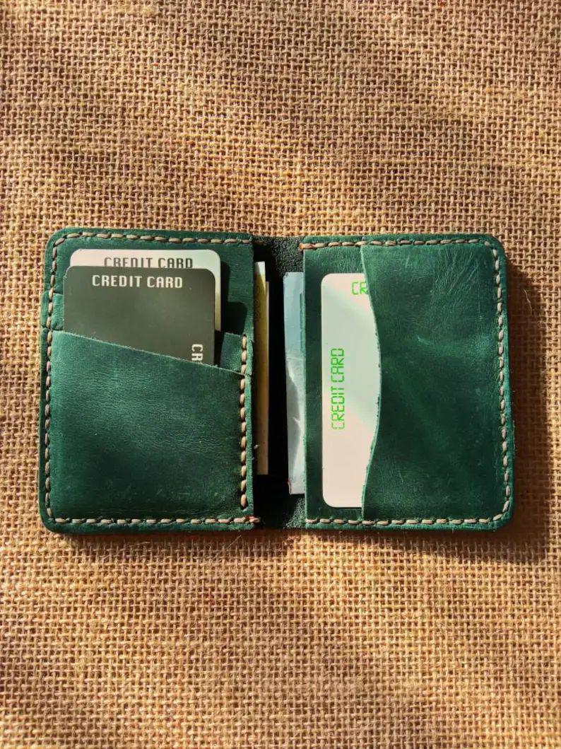 Handcrafted Leather Bifold Wallet – Slim Minimalist Card Holder with Cash Pocket