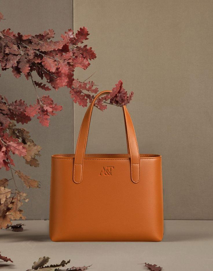 Elegant Premium Leather Tote Bag – Minimalist Handcrafted Shoulder Bag for Everyday Use